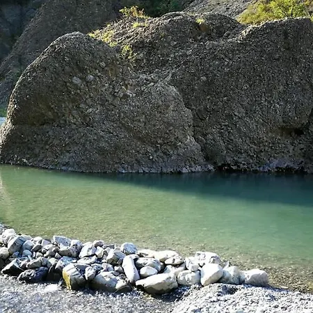 公寓 La Corte Dei Petrani Mansarda In Val Borbera