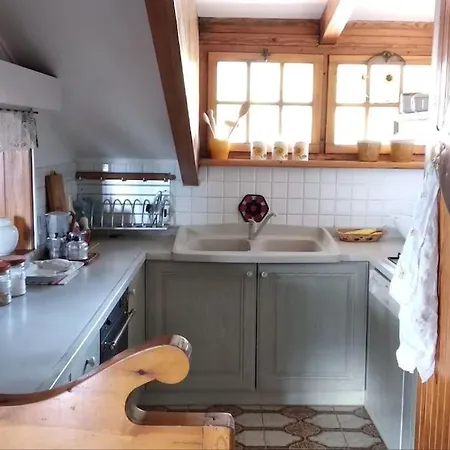 La Corte Dei Petrani Mansarda In Val Borbera Roccaforte Ligure