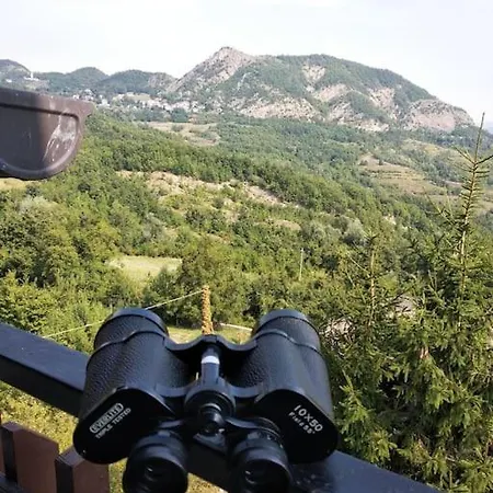 Apartament La Corte Dei Petrani Mansarda In Val Borbera *