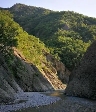La Corte Dei Petrani Mansarda In Val Borbera * Roccaforte Ligure