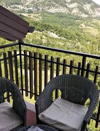 Lägenhet La Corte Dei Petrani Mansarda In Val Borbera Roccaforte Ligure